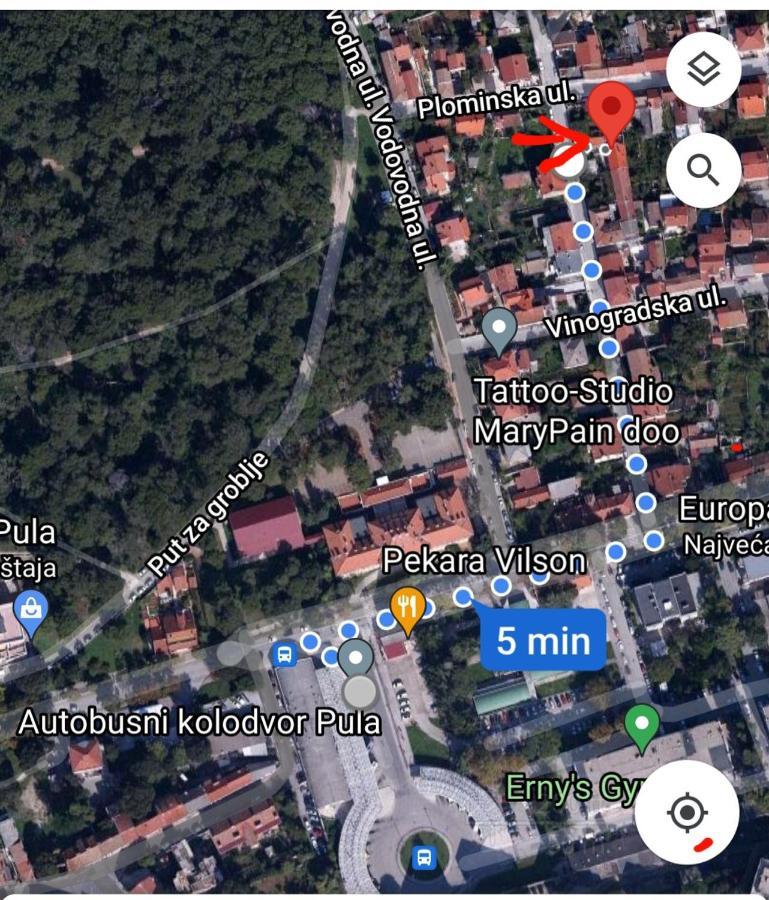 Studio Apartment City With Free Parking Pula Buitenkant foto