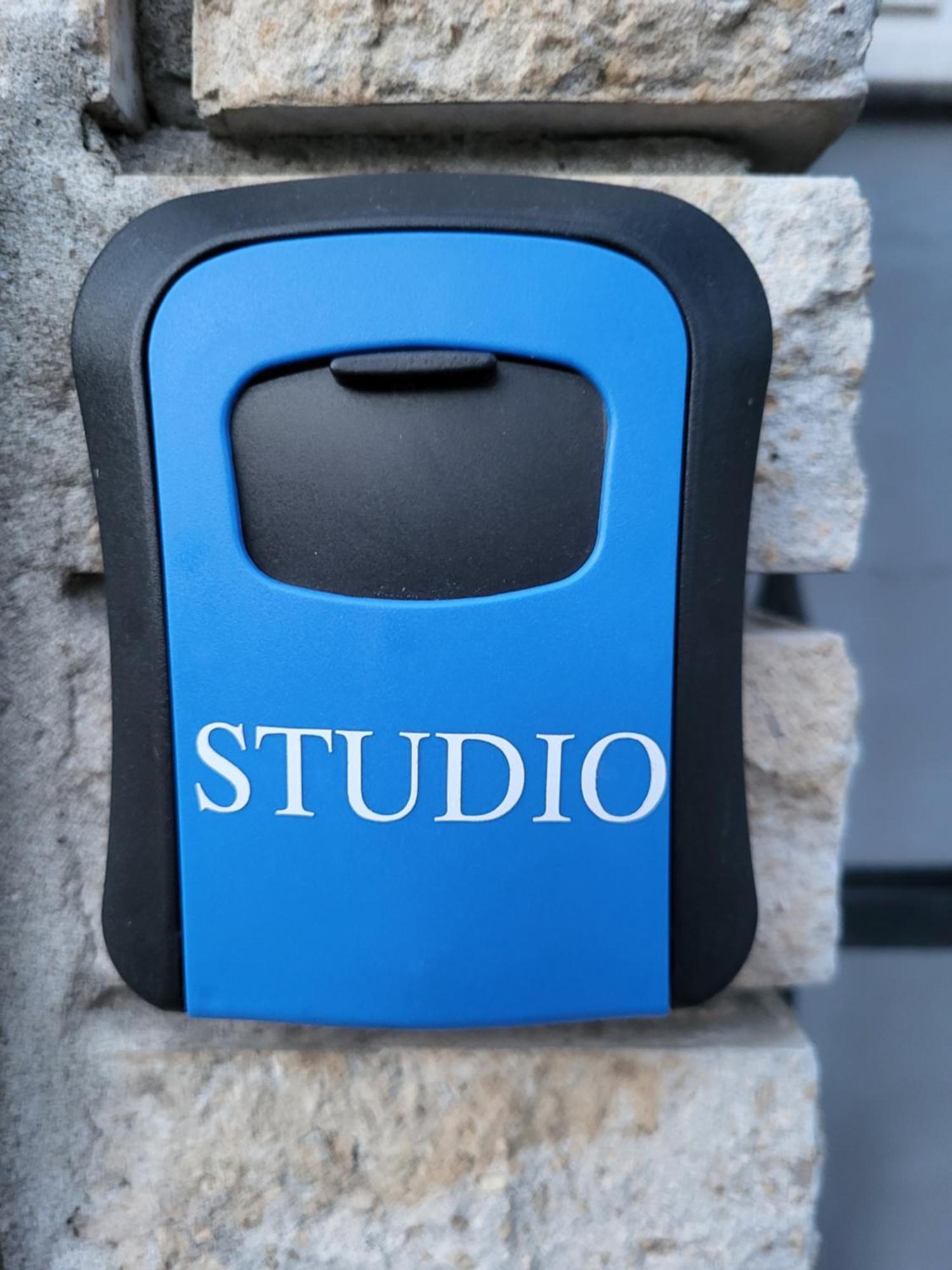 Studio Apartment City With Free Parking Pula Buitenkant foto